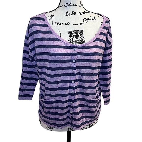 American Eagle Outfitters Tops - American Eagle Women’s Y2K Striped Cropped Button-Down Shirt Size L